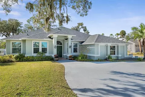 325 Lambert Ave, Flagler Beach, FL 32136