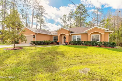 11 Robin Pl, Palm Coast, FL 32164