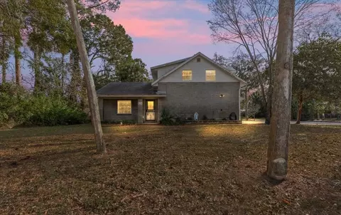 824 Fleming Ave, Ormond Beach, FL 32174