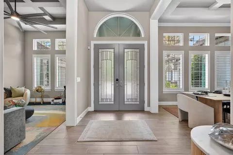Entry Way - 1023 Sudbury Ln, Ormond Beach, FL 32174 photo 2 of 7