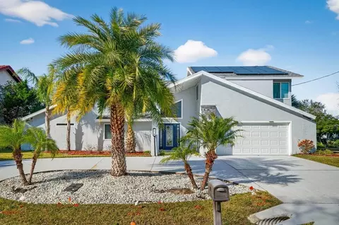 10 Fleming Ct, Palm Coast, FL 32137