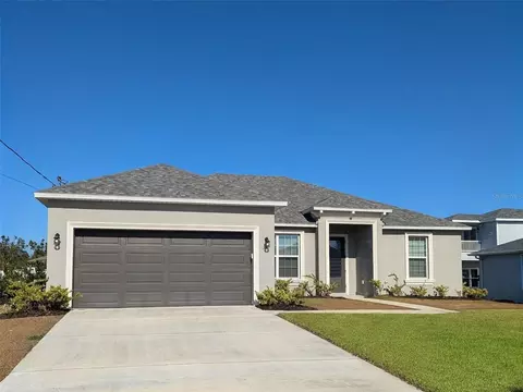 32 Fernon Ln, Palm Coast, FL 32137