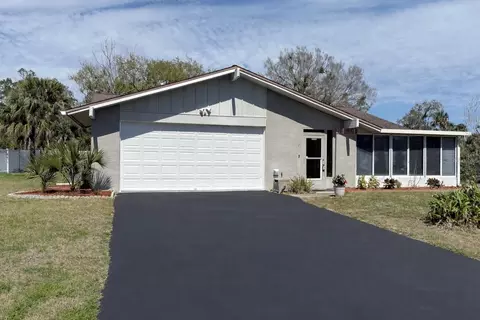 15 Clark Ln, Palm Coast, FL 32137