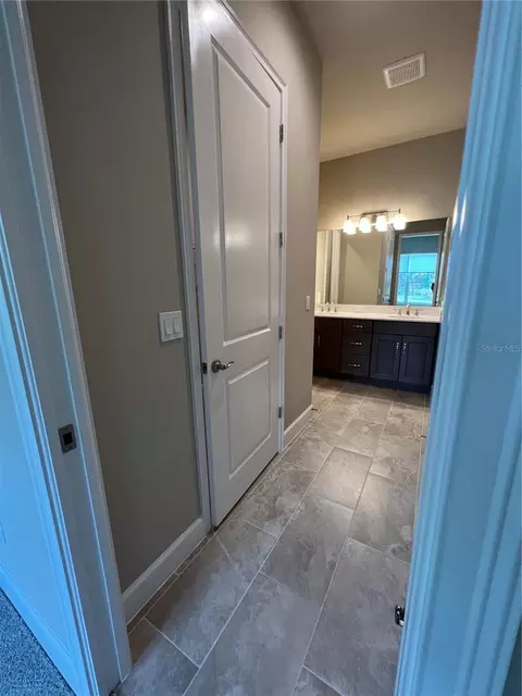 Entry Way - 32 Longridge Ln, Ormond Beach, FL 32174 photo 1 of 3