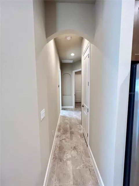 Entry Way - 32 Longridge Ln, Ormond Beach, FL 32174 photo 2 of 3