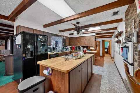 Kitchen - 279 Riverbend Rd, Ormond Beach, FL 32174 photo 2 of 3
