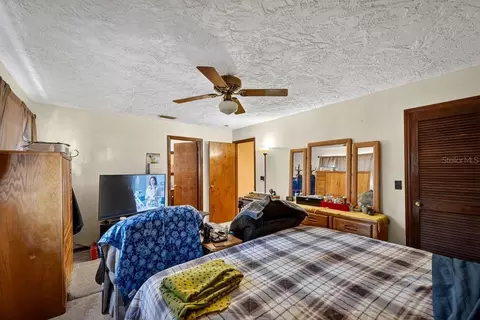 Bedroom - 279 Riverbend Rd, Ormond Beach, FL 32174 photo 2 of 4