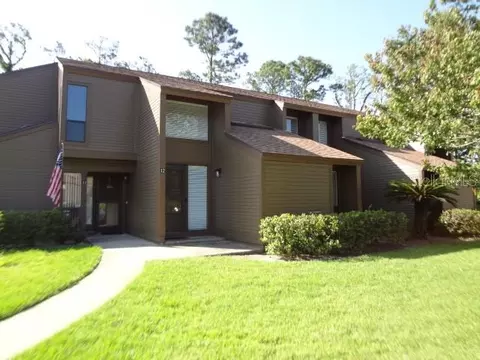 12 Hembury Ln, Palm Coast, FL 32137