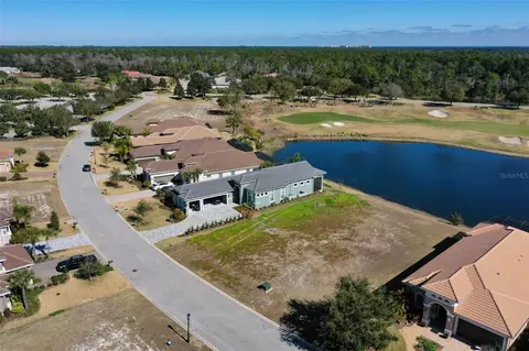 423 Bourganville Dr, Palm Coast, FL 32137