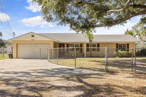 9909 Jacaranda Ave, Clermont, FL 34711