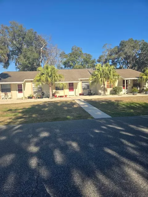 2 Fawn Ln, Palm Coast, FL 32137