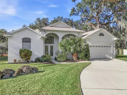5 River Oaks Way, Palm Coast, FL 32137
