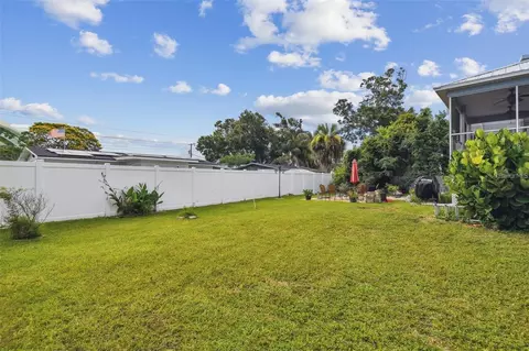 Exterior - 317 Shore Dr E, Oldsmar, FL 34677 photo 5 of 7