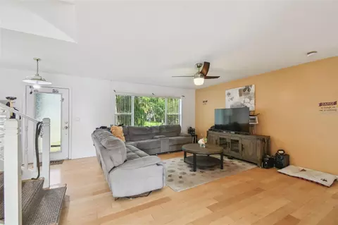 Living - 317 Shore Dr E, Oldsmar, FL 34677 photo 4 of 5