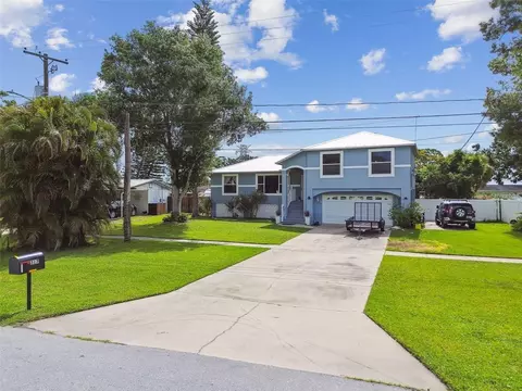 Exterior - 317 Shore Dr E, Oldsmar, FL 34677 photo 3 of 7