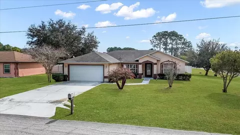 4 Forest Grove Dr, Palm Coast, FL 32137