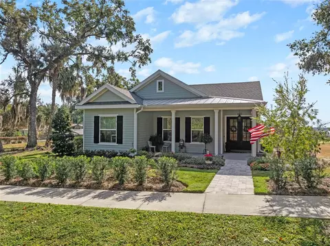 622 W 11th Ave, Mount Dora, FL 32757