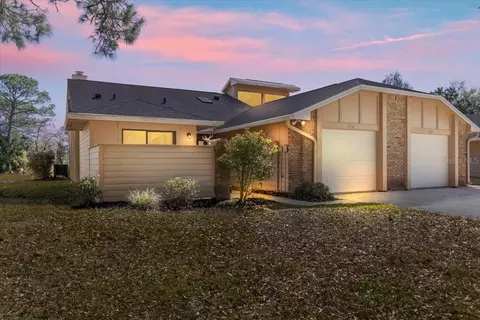 636 Brown Pelican Dr, Daytona Beach, FL 32119