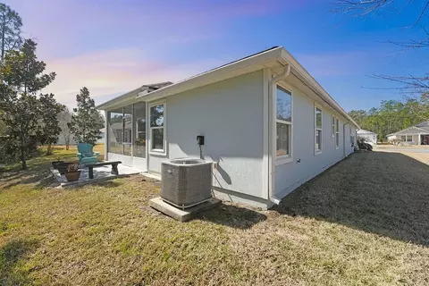 Exterior - 8 Ace Ct, Bunnell, FL 32110 photo 7 of 7