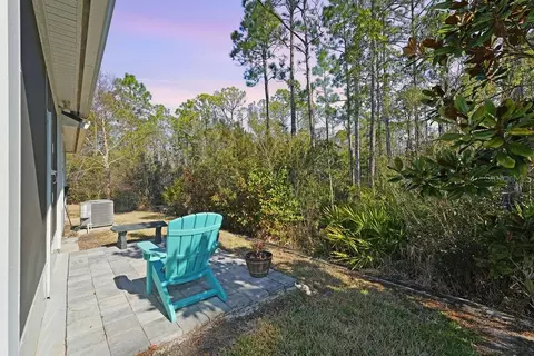 Exterior - 8 Ace Ct, Bunnell, FL 32110 photo 5 of 7