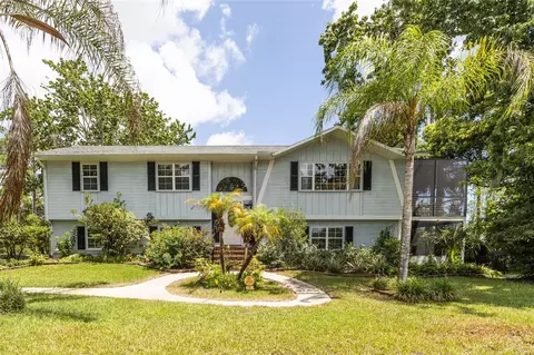 1 Ryding Ln, Palm Coast, FL 32164