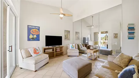 Living - 705 Augusta Cir #705, Saint Augustine, FL 32086 photo 1 of 2