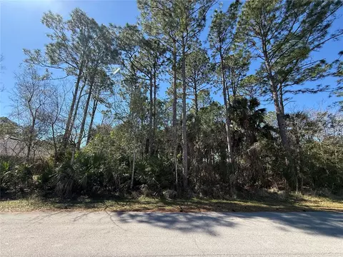 28 Phoenix Ln, Palm Coast, FL 32164