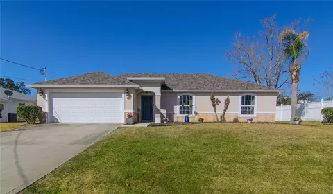 41 Wood Center Ln, Palm Coast, FL 32164