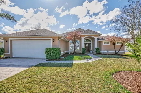 8 Zenger Ct, Palm Coast, FL 32164