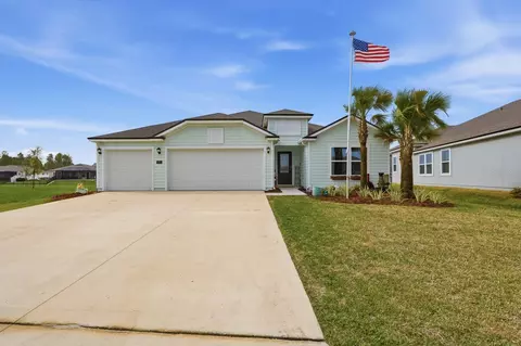 8 Crosscut Ct, Palm Coast, FL 32137
