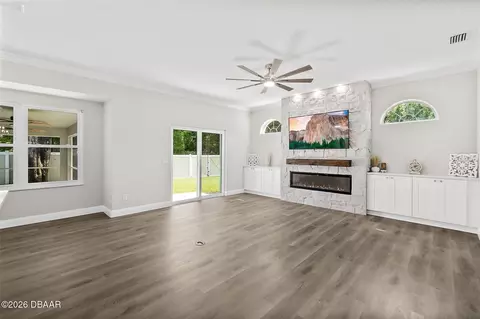 Living - 7 Traceway Ct, Ormond Beach, FL 32174 photo 2 of 4