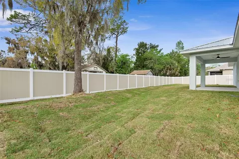 Exterior - 261 S Main St, Bunnell, FL 32110 photo 3 of 8