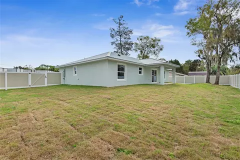 Exterior - 261 S Main St, Bunnell, FL 32110 photo 6 of 8