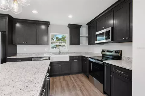 Kitchen - 261 S Main St, Bunnell, FL 32110 photo 8 of 9