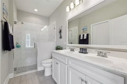 Bath - 322 Pine Bluff Dr, Saint Augustine, FL 32092 photo 1 of 4