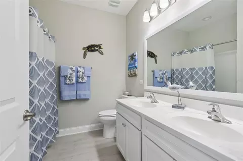 Bath - 322 Pine Bluff Dr, Saint Augustine, FL 32092 photo 2 of 4