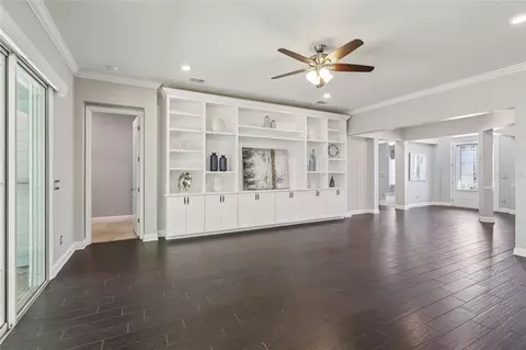 Living - 544 Enrede Ln, Saint Augustine, FL 32092 photo 5 of 8