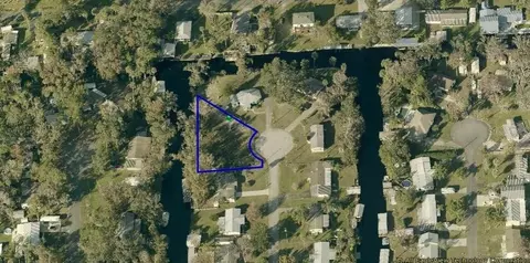 55813 Sam St, Astor, FL 32102 photo 3