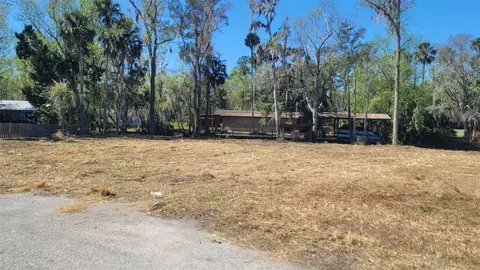 55813 Sam St, Astor, FL 32102 photo 4