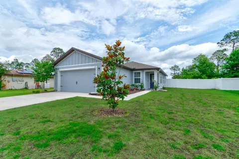 33 Pine Croft Ln, Palm Coast, FL 32164