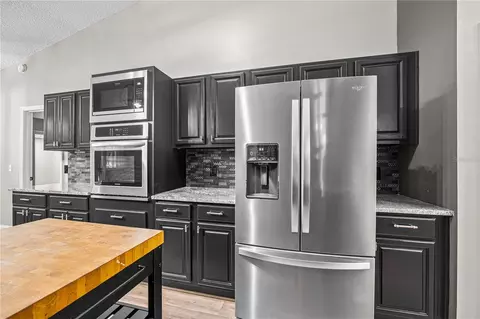 Kitchen - 2950 Kings Rd, Saint Augustine, FL 32086 photo 3 of 6
