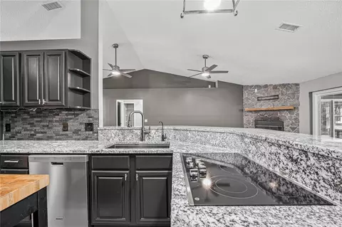 Kitchen - 2950 Kings Rd, Saint Augustine, FL 32086 photo 5 of 6