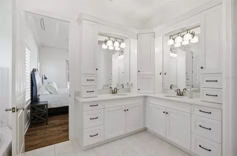 Bath - 4105 Piute Ln, Ormond Beach, FL 32174 photo 1 of 5