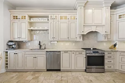 Kitchen - 4105 Piute Ln, Ormond Beach, FL 32174 photo 3 of 4