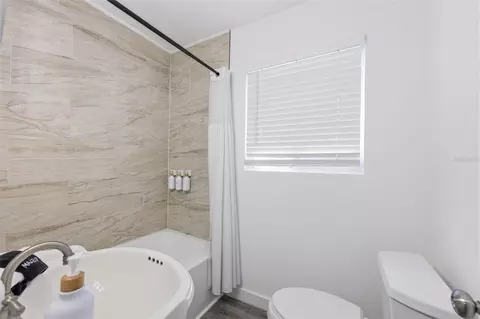 Bath - 119 Menendez Rd, Saint Augustine, FL 32080 photo 3 of 4