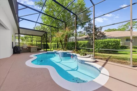 Exterior - 800 Arbor Glen Ct, Ormond Beach, FL 32174 photo 2 of 12