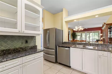 Kitchen - 3003 Glin Cir, Ormond Beach, FL 32174 photo 4 of 6