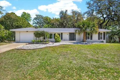 8 Blare Dr, Palm Coast, FL 32137