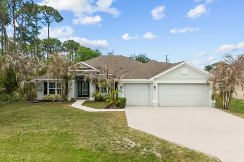 201 NE Greenbrier Ave, Port Saint Lucie, FL 34983