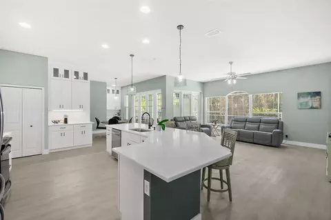 Kitchen - 1029 Stone Lake Dr, Ormond Beach, FL 32174 photo 2 of 8